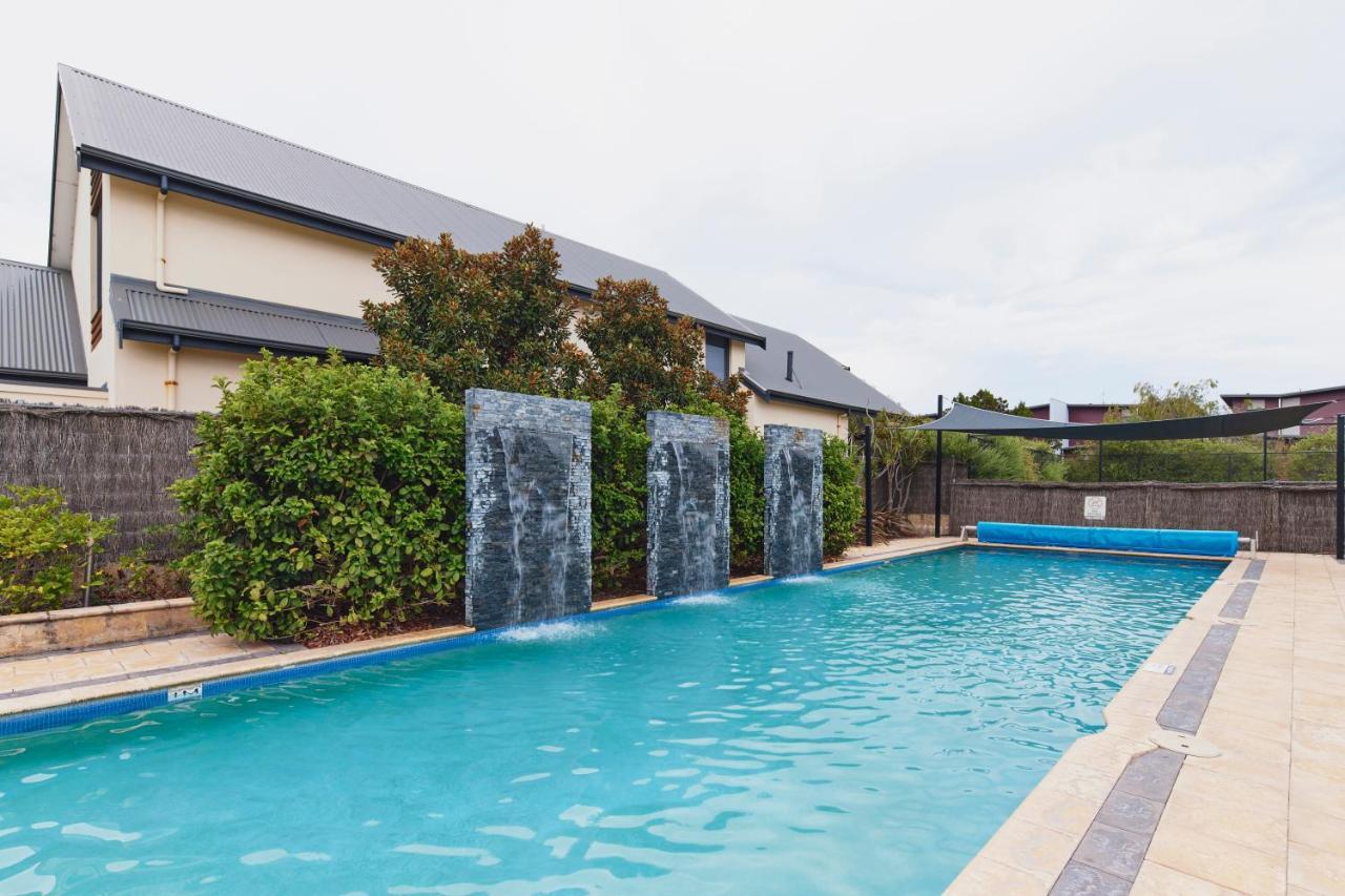 Regency Beach Club Hotel Dunsborough Exterior foto