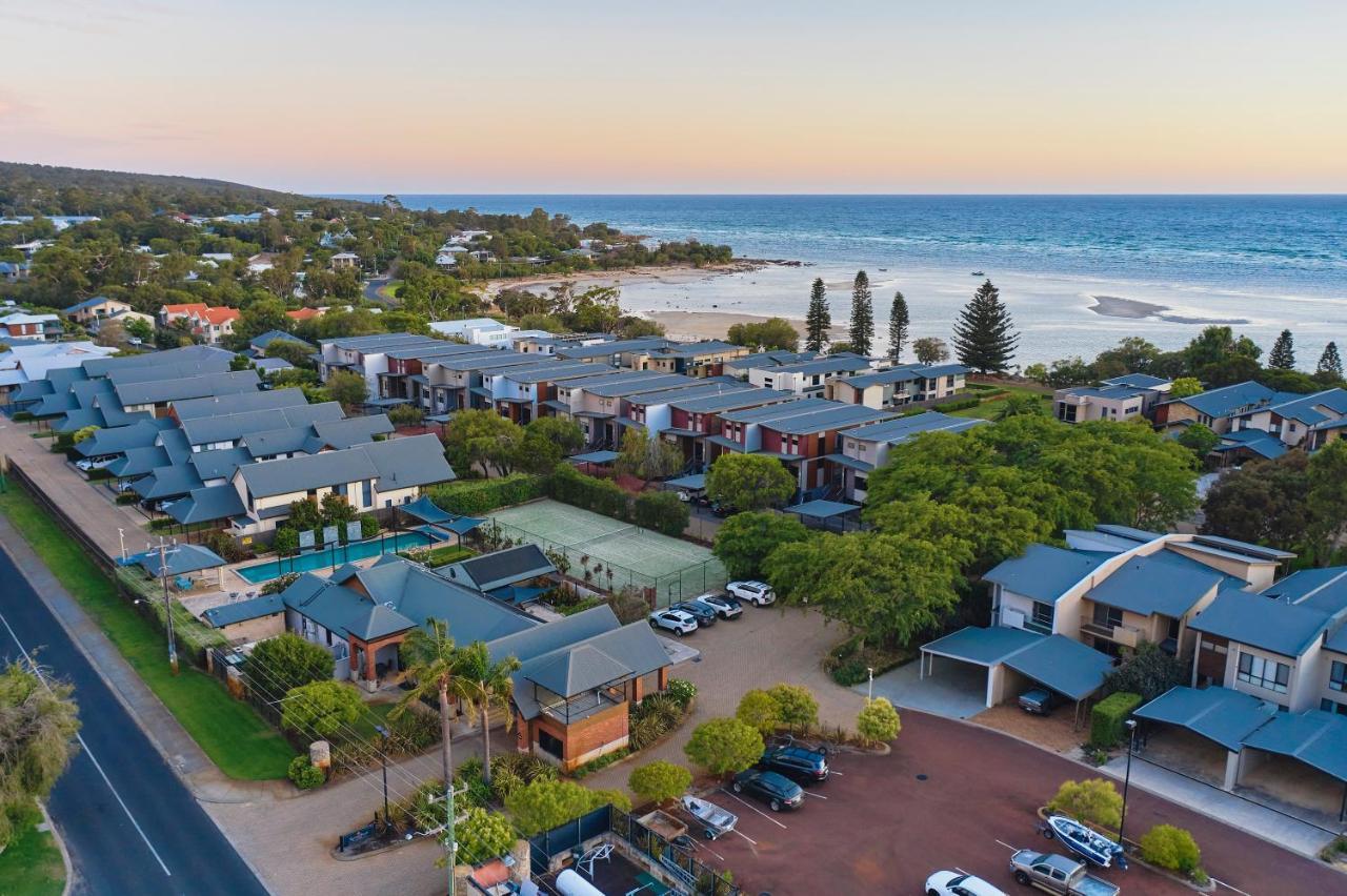 Regency Beach Club Hotel Dunsborough Exterior foto