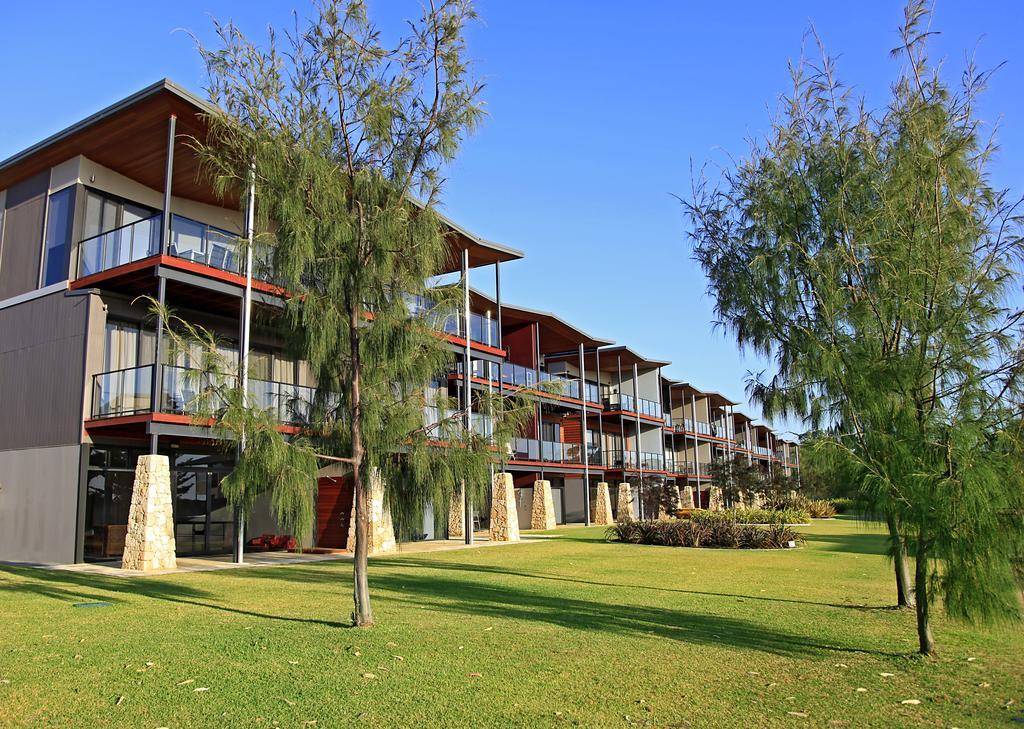 Regency Beach Club Hotel Dunsborough Exterior foto